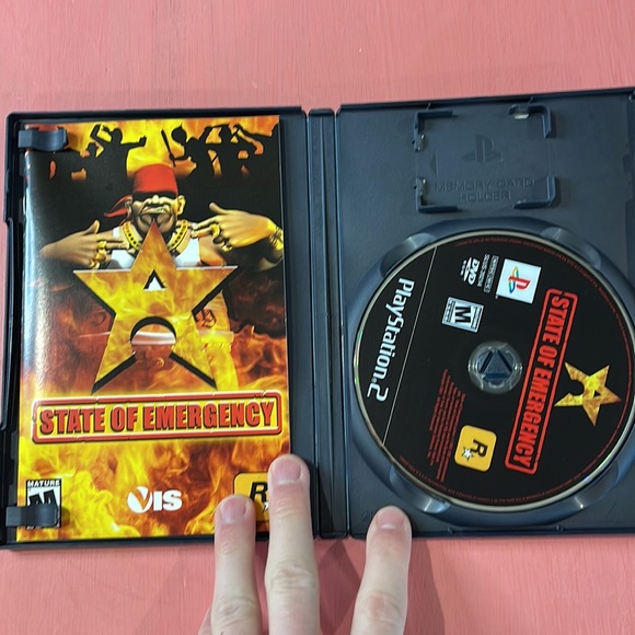 State of Emergency for the Playstation 2 - Picture 2 of 5